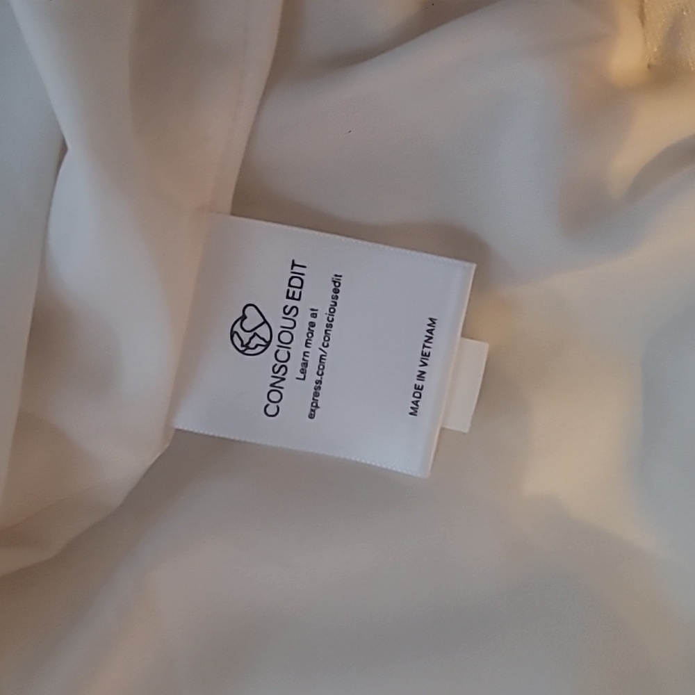 NWT Express Women's Off-White Satin Bomber Jacket Size Large - Picture 6 of 8